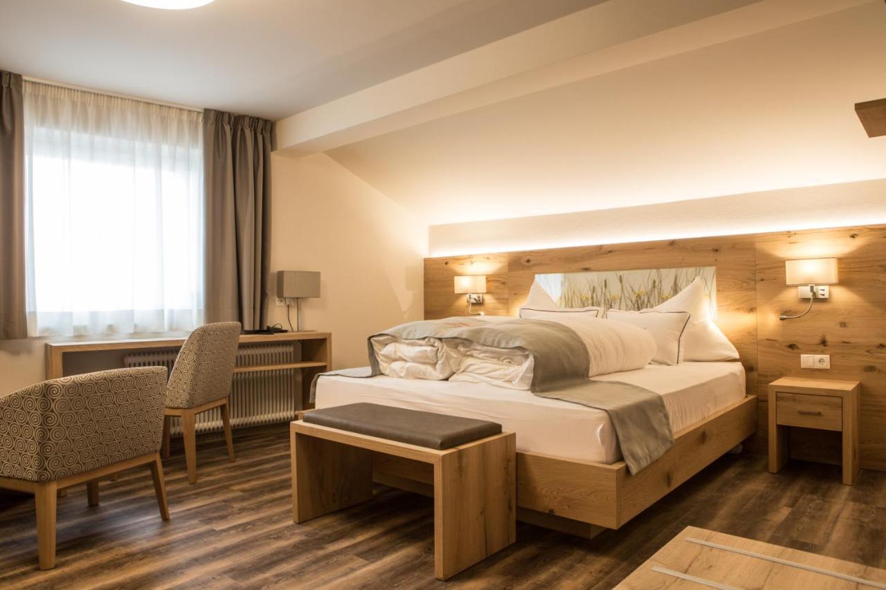 Der Walzl Hotel Lans ภายนอก รูปภาพ